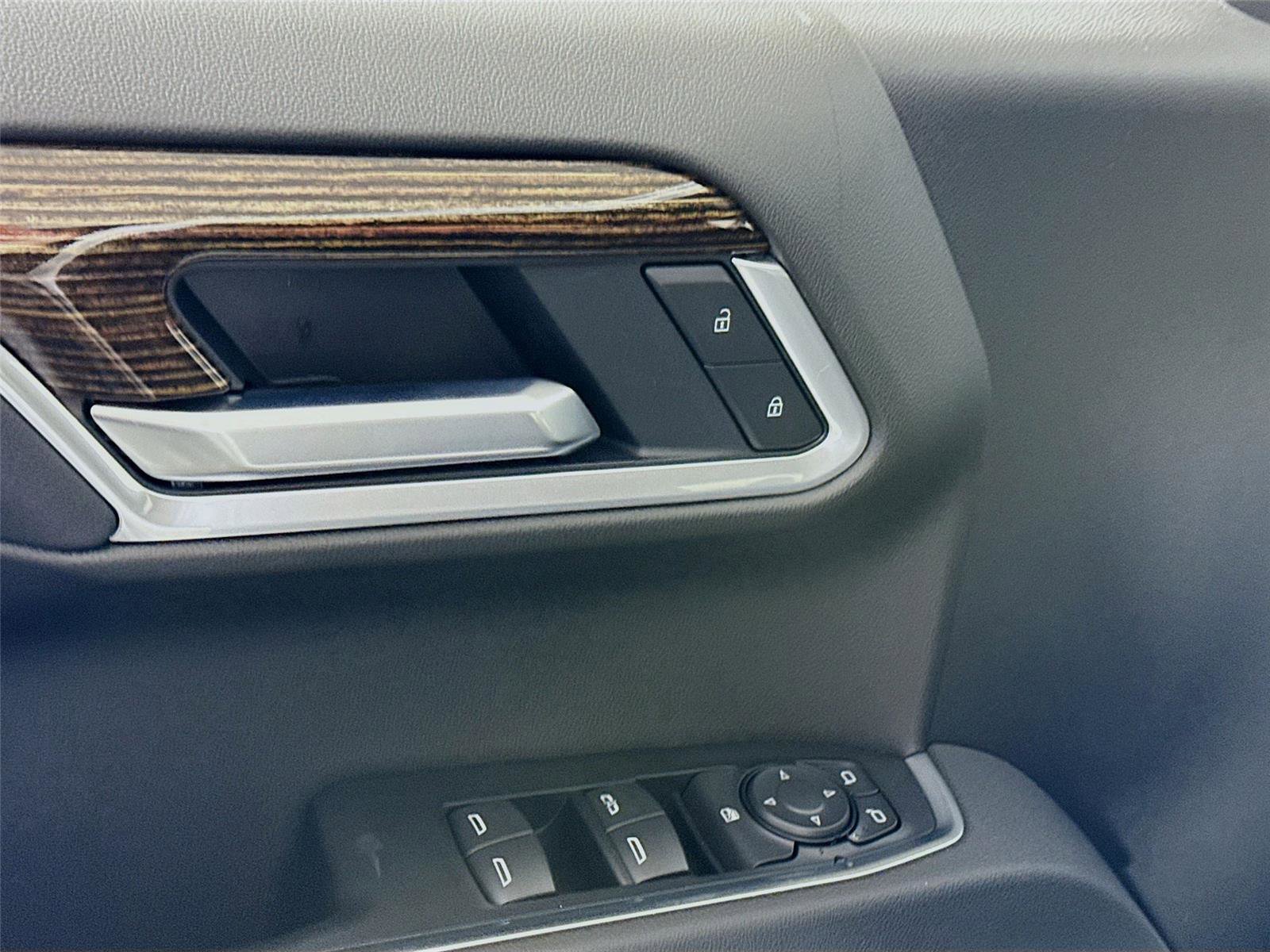 New 2026 GMC Sierra 1500 SLE w/ Preferred Package image 13