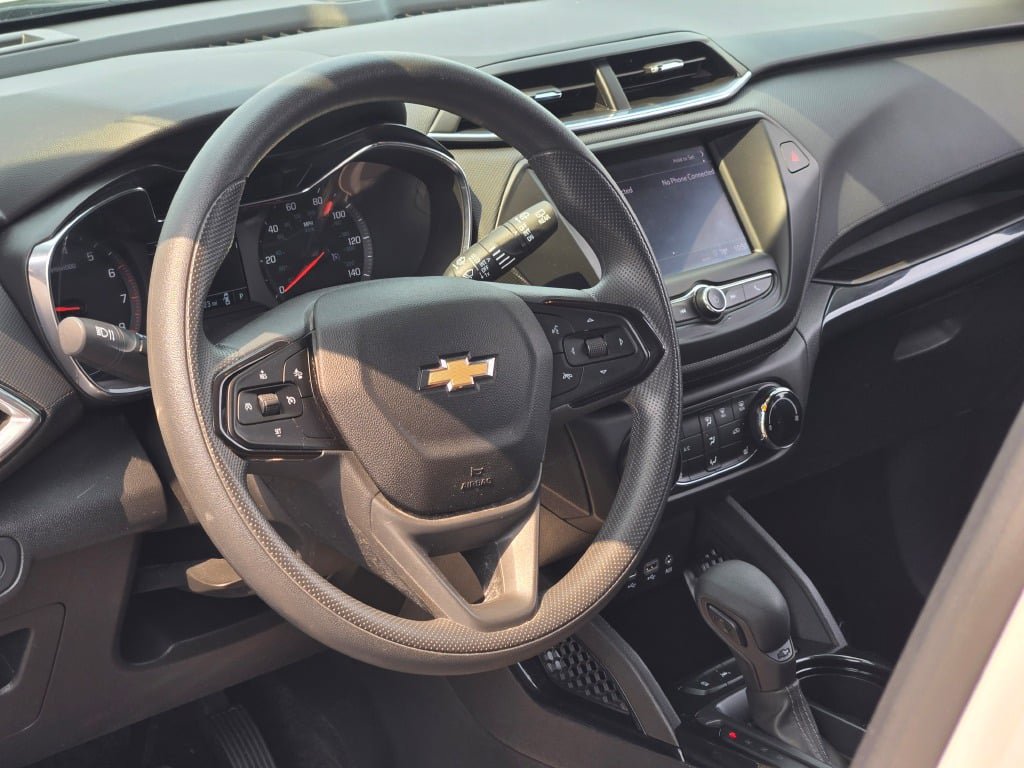 Used 2023 Chevrolet TrailBlazer LT FWD image 19