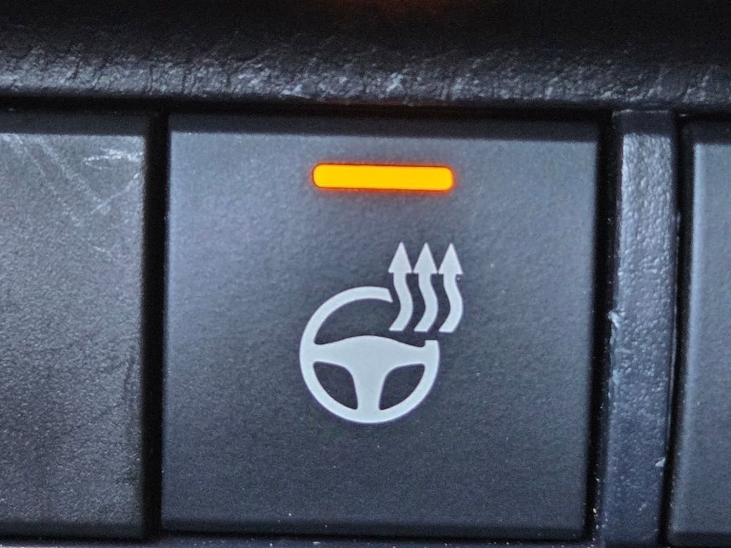 Used 2019 Toyota RAV4 XLE Premium w/ Advanced Technology Package image 12