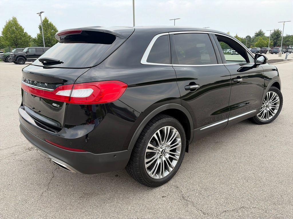 Used 2017 Lincoln MKX Reserve AWD/4WD image 7