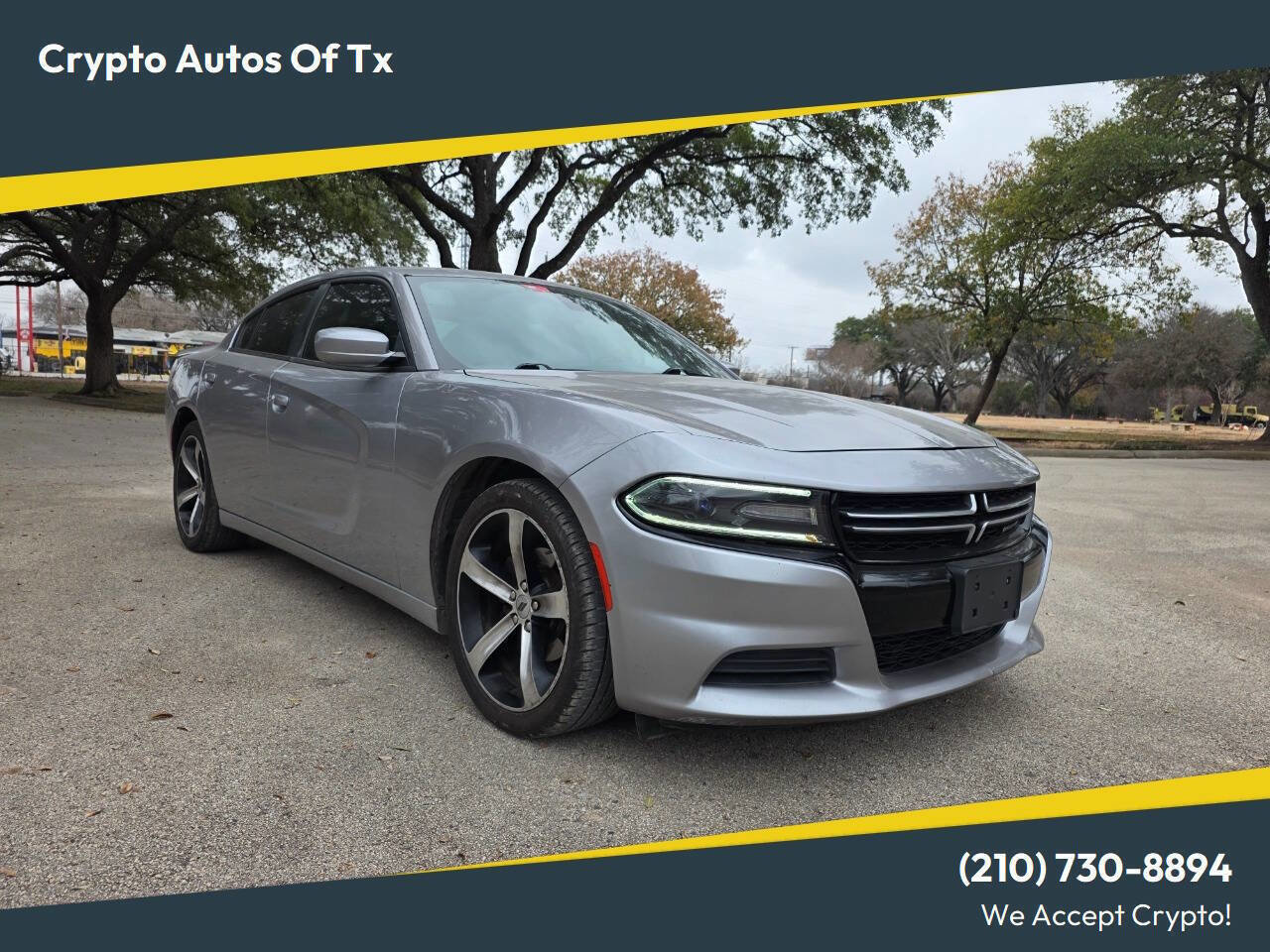 Used 2017 Dodge Charger SE RWD image 1