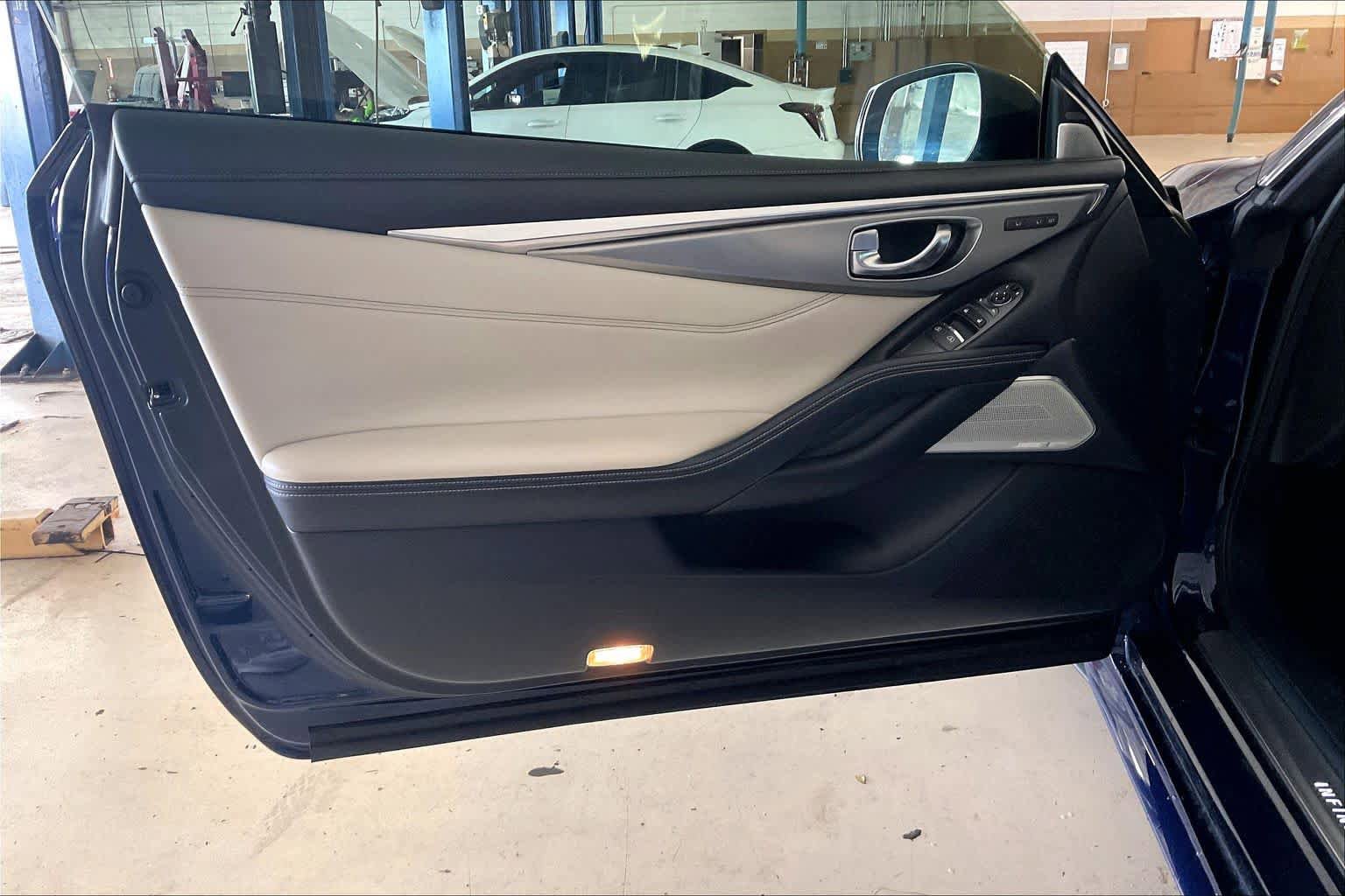 Used 2021 INFINITI Q60 3.0t Luxe w/ Essential Package RWD image 20