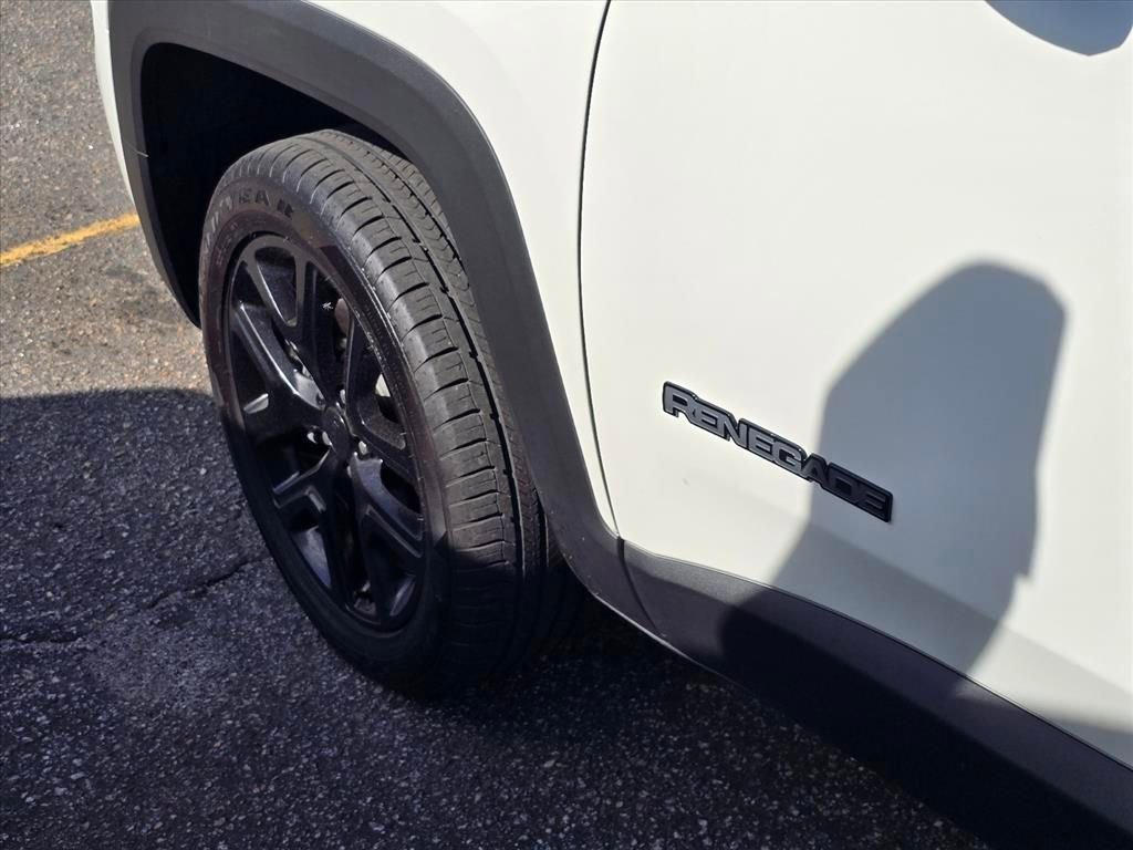 Used 2023 Jeep Renegade Altitude w/ Sun/Sound Group image 18