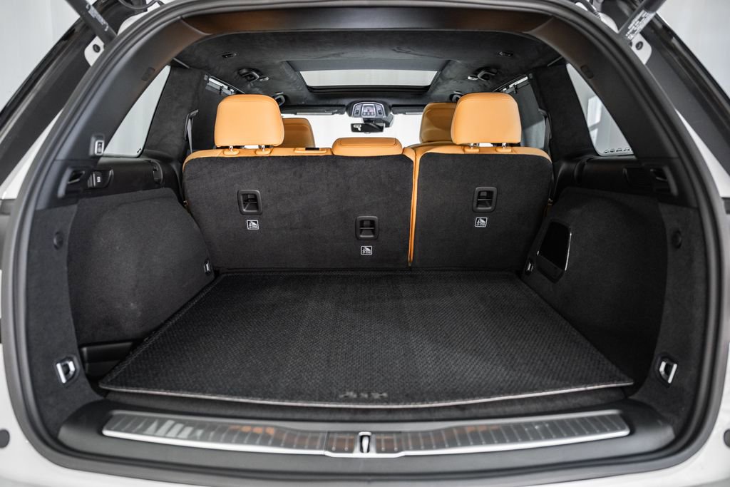 New 2025 Jeep Grand Cherokee Summit image 10