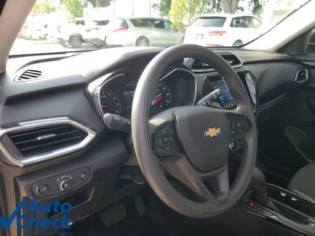 Used 2023 Chevrolet TrailBlazer LT w/ Convenience Package FWD image 17