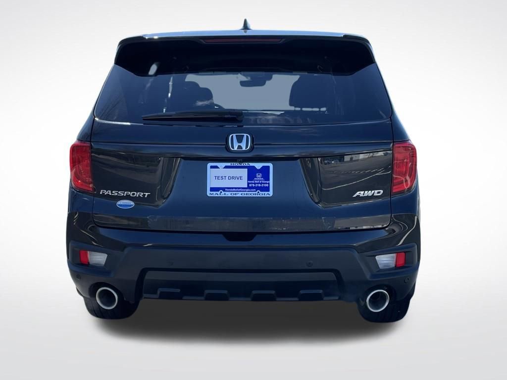 Certified 2025 Honda Passport EX-L image 5
