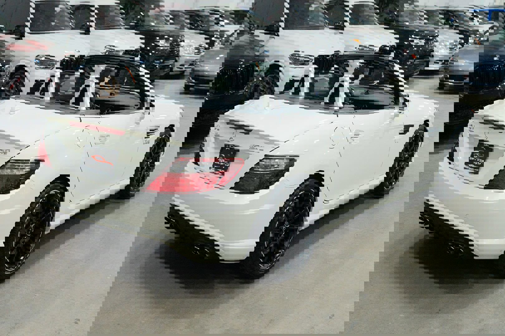 Used 2014 Mercedes-Benz SLK 55 AMG image 21