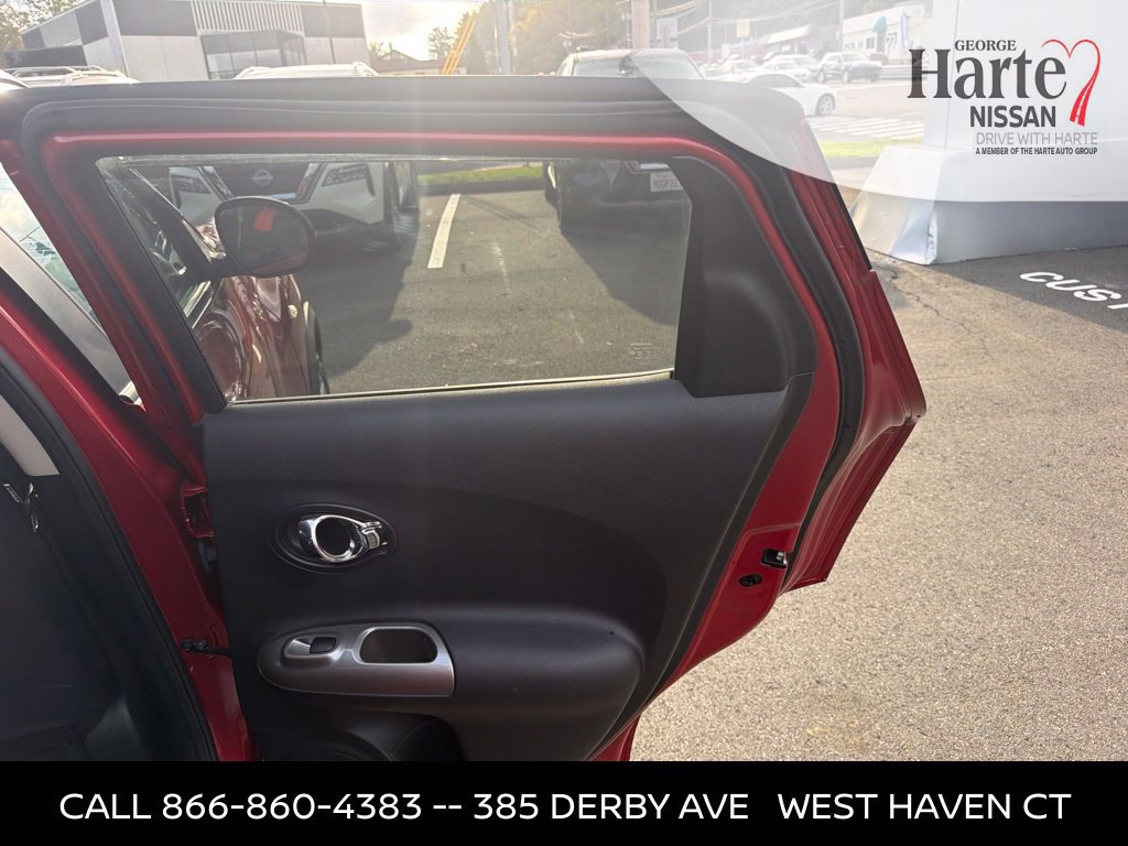 Used 2012 Nissan Juke SL AWD/4WD image 28
