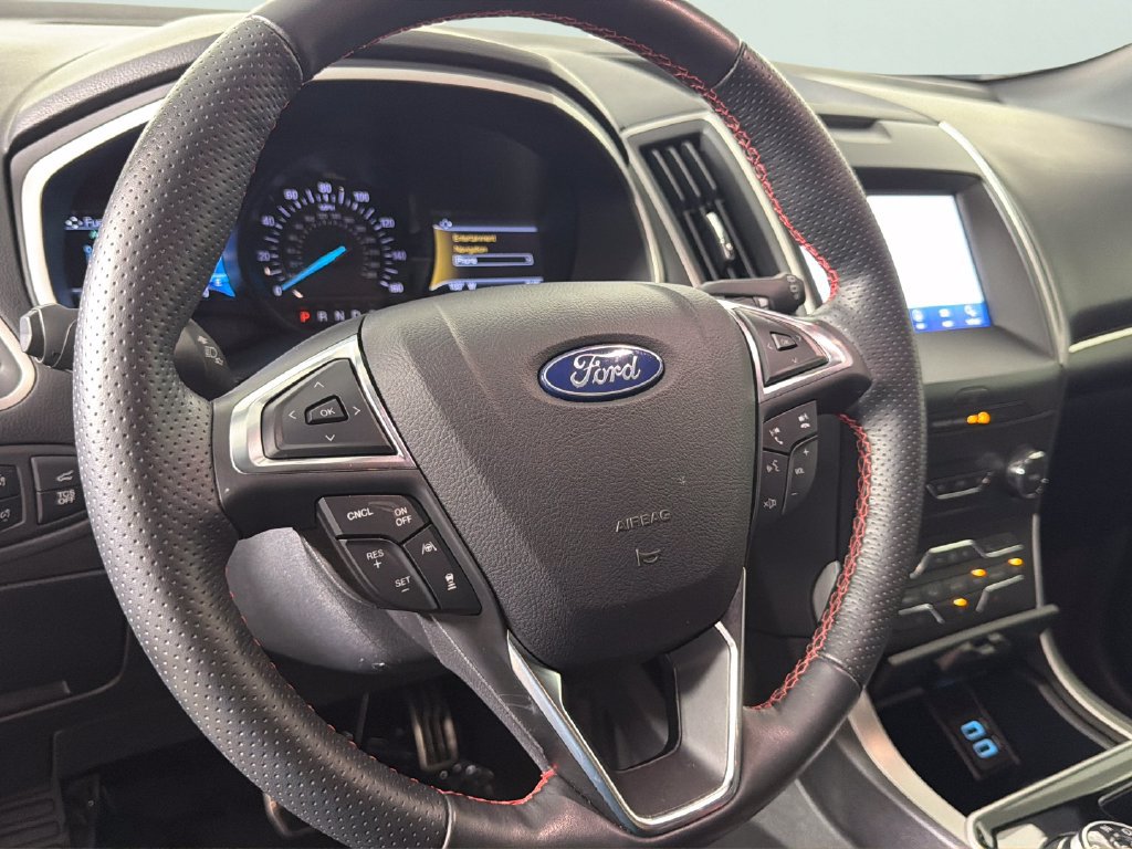Used 2020 Ford Edge ST-Line FWD image 25