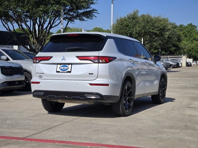Used 2023 Mitsubishi Outlander SEL AWD/4WD image 8