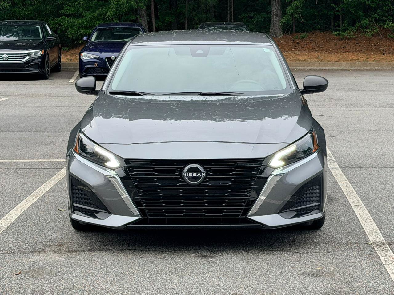 Used 2024 Nissan Altima 2.5 S FWD image 3
