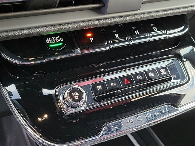 New 2024 Lincoln Corsair Reserve w/ Equipment Group 201A image 7