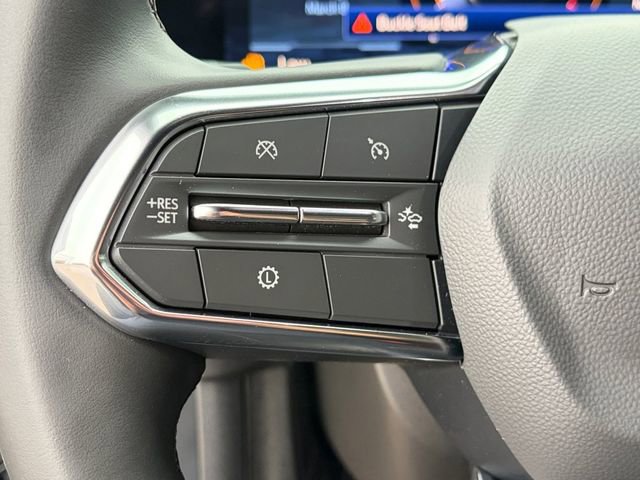 Used 2025 Chevrolet Suburban LS image 6