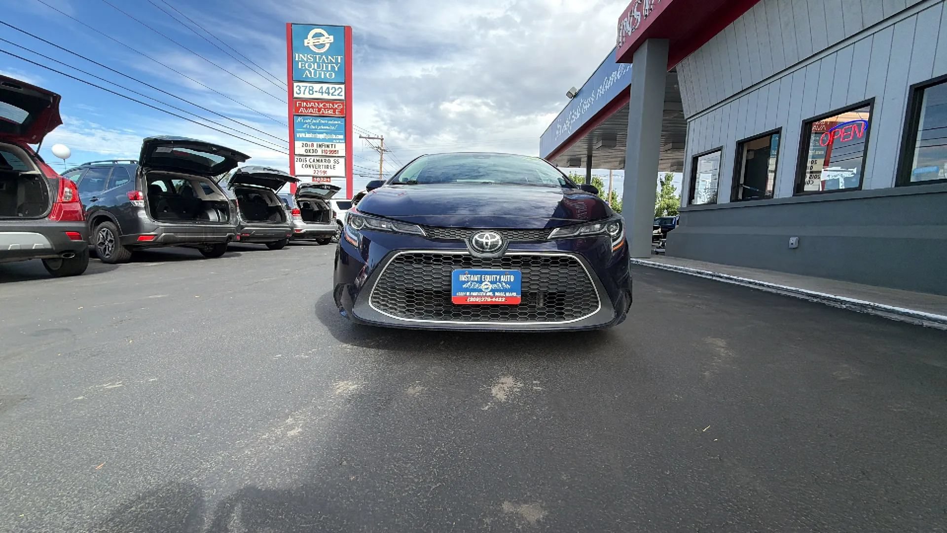 Used 2021 Toyota Corolla XLE w/ Carpet Mat Package (TMS) FWD image 9
