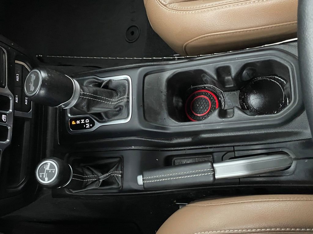 Used 2021 Jeep Wrangler Unlimited Sahara w/ Cold Weather Group image 22