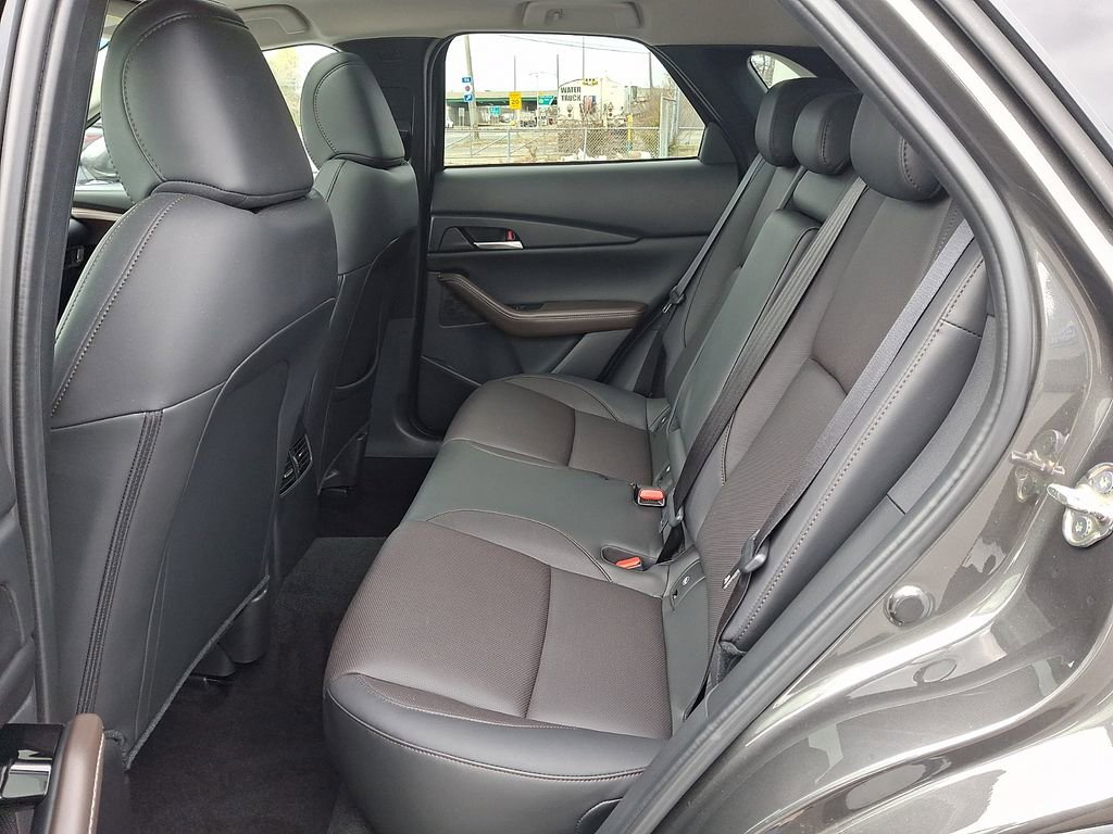 Used 2025 MAZDA CX-30 AWD 2.5 S w/ Premium Package image 10