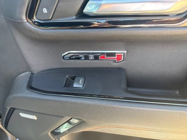 Used 2023 GMC Sierra 1500 AT4 w/ AT4 Premium Package AWD/4WD image 17