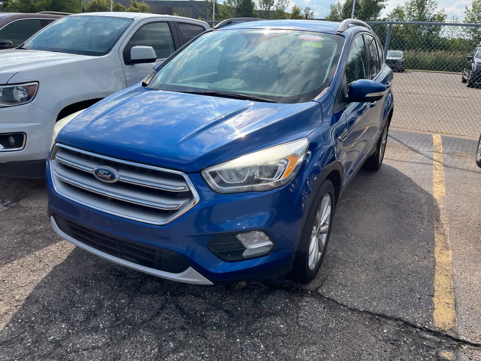 Used 2017 Ford Escape Titanium FWD image 3