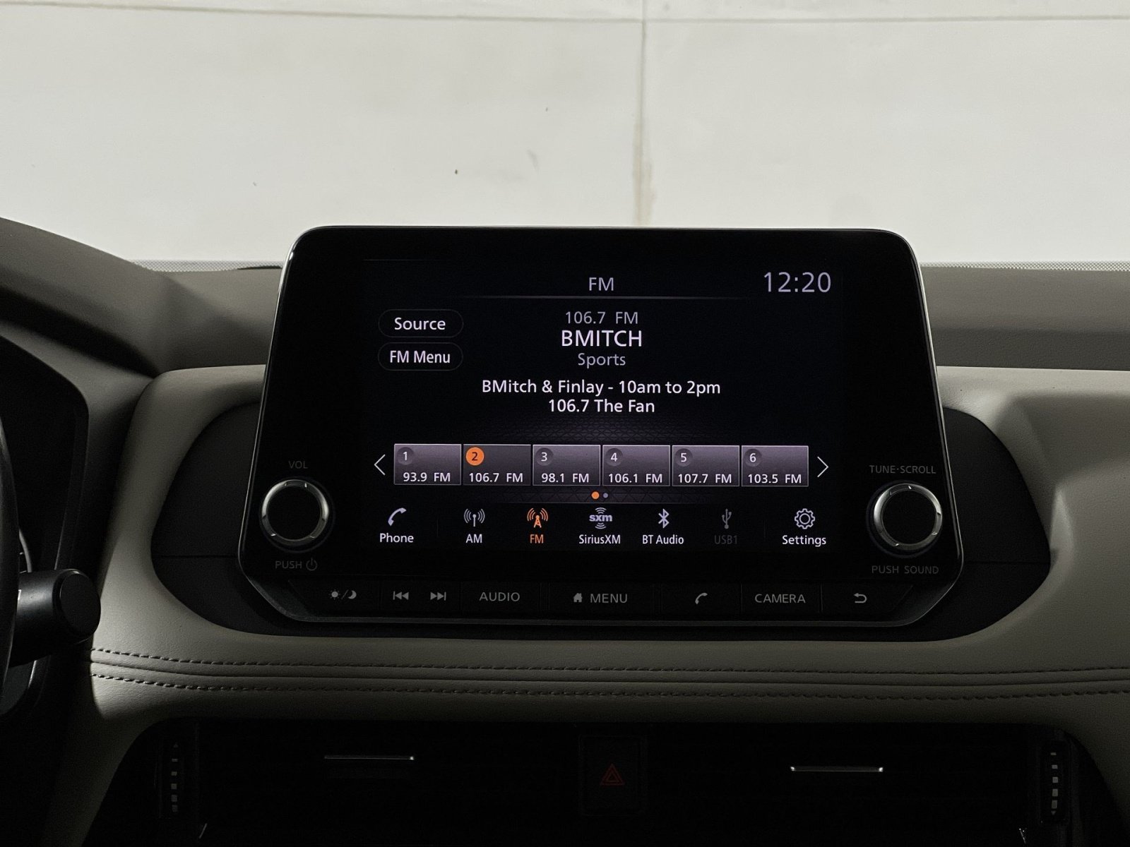 Used 2021 Nissan Rogue SL AWD/4WD image 16