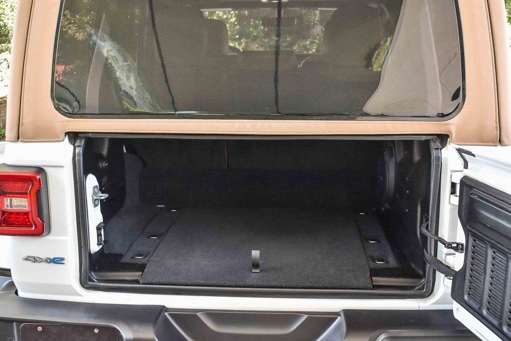 Used 2022 Jeep Wrangler Unlimited Sahara 4xe w/ Safety Group image 24