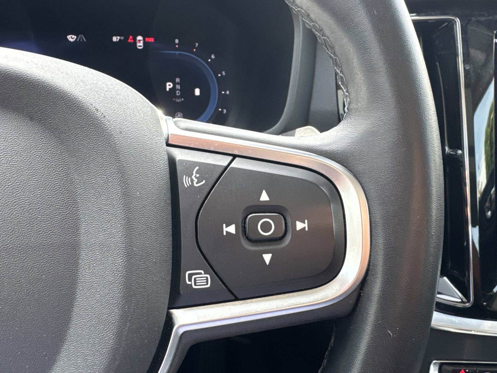 Used 2024 Volvo S60 B5 Core image 21