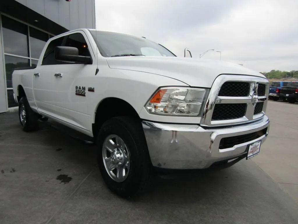 Used 2015 RAM 2500 SLT AWD/4WD image 9