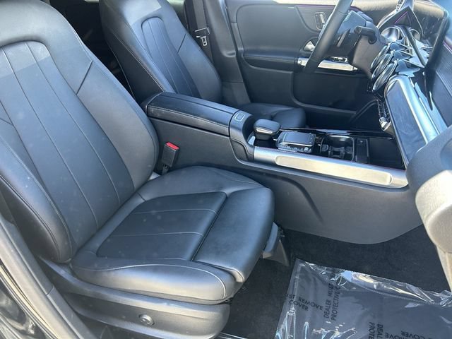 Used 2023 Mercedes-Benz GLB 250 image 12
