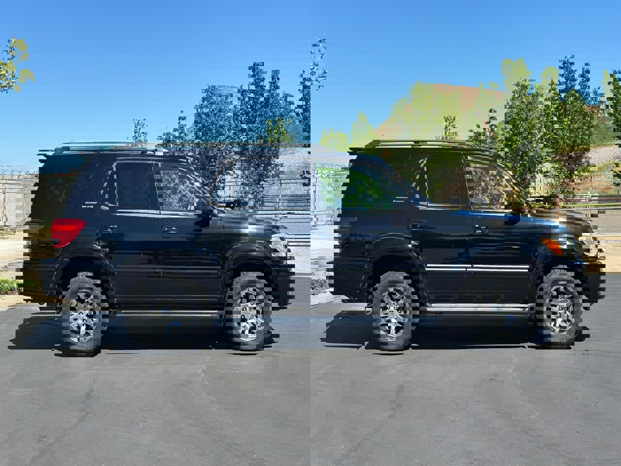 Used 2005 Toyota Sequoia Limited image 6