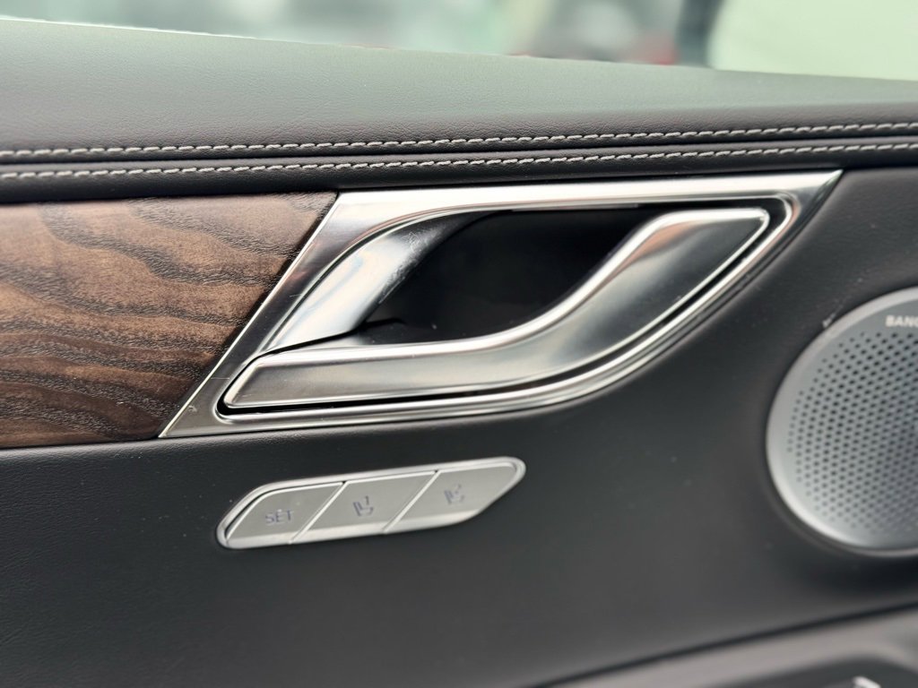 Used 2025 Genesis GV80 3.5T Advanced image 23