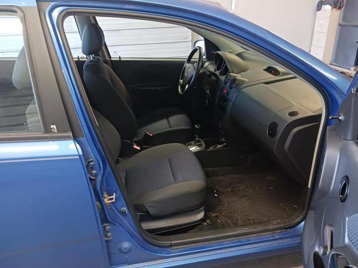 Used 2006 Chevrolet Aveo LS FWD image 30