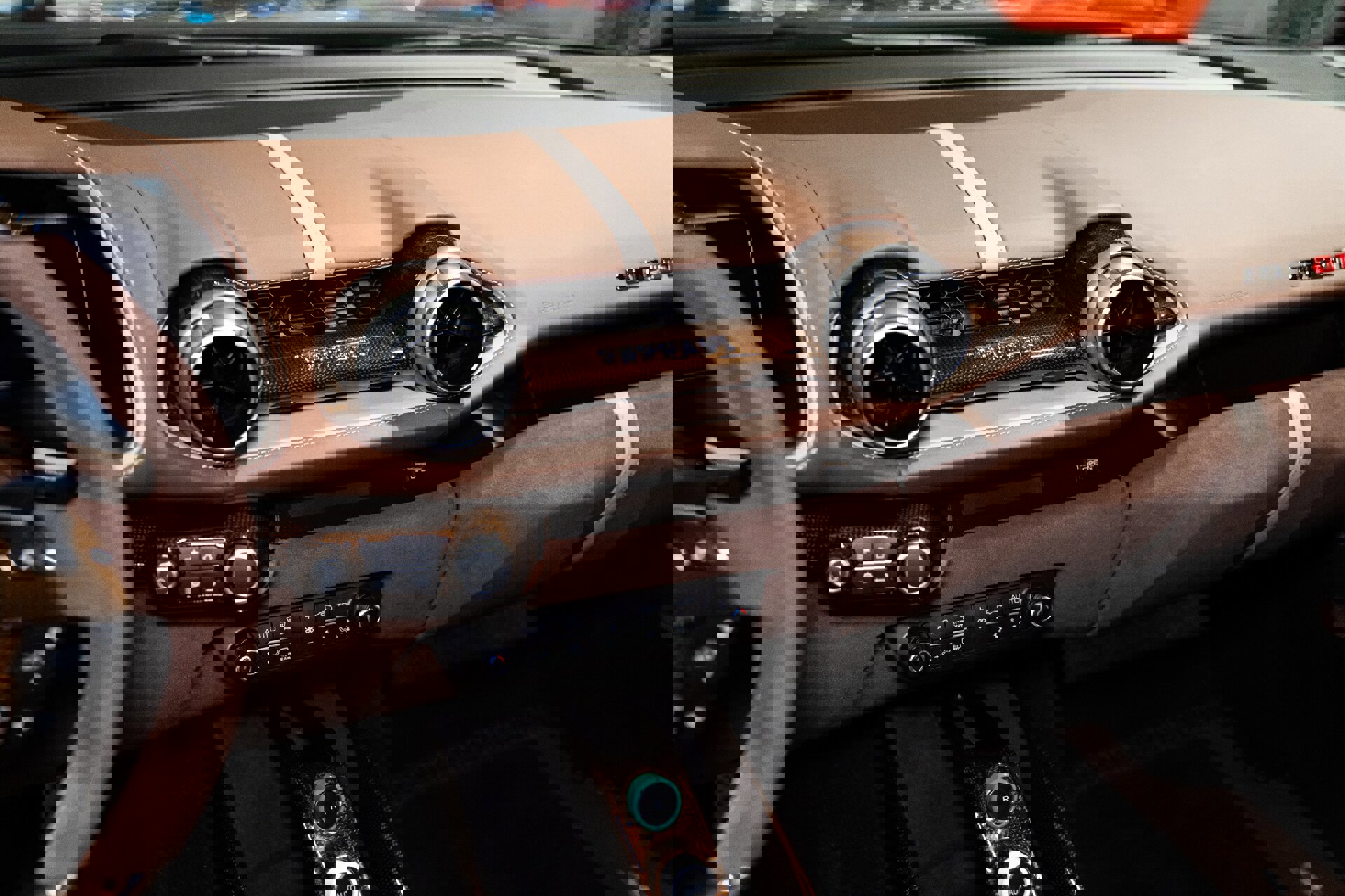 Used 2022 Ferrari 812 GTS image 24