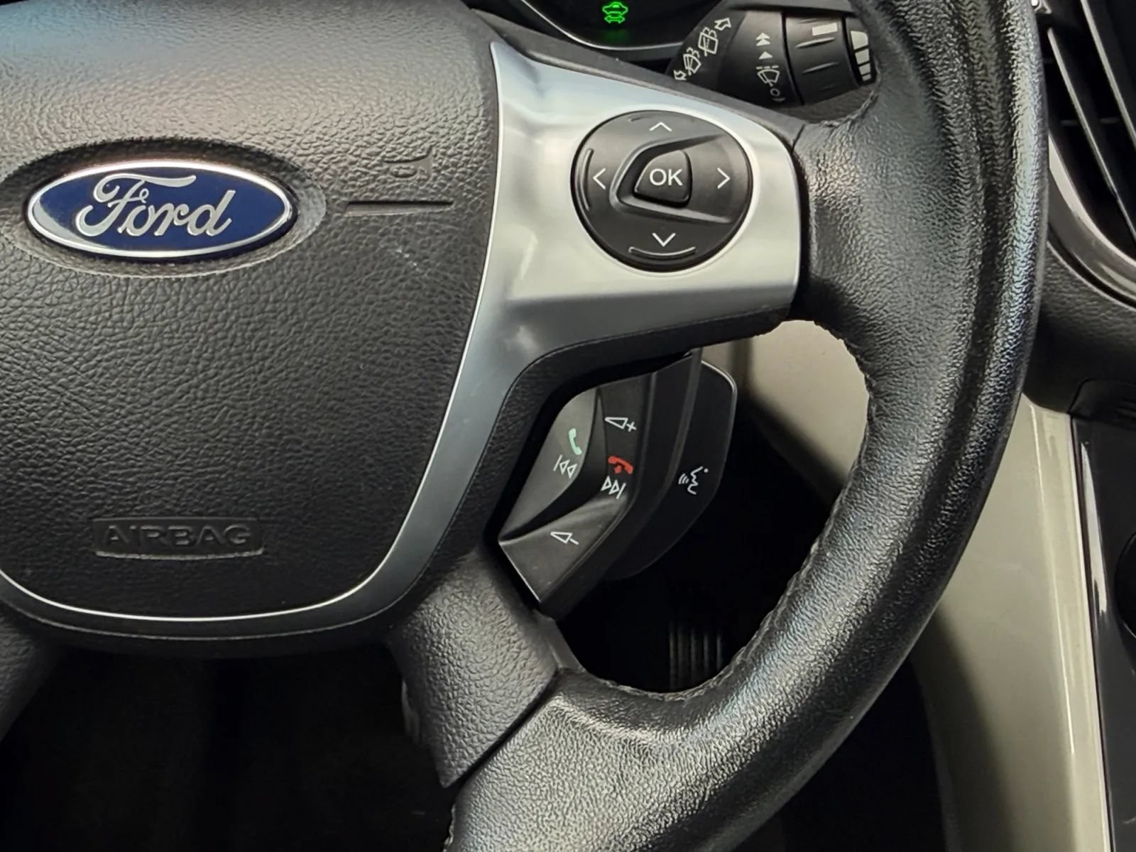 Used 2013 Ford C-MAX SEL FWD image 30
