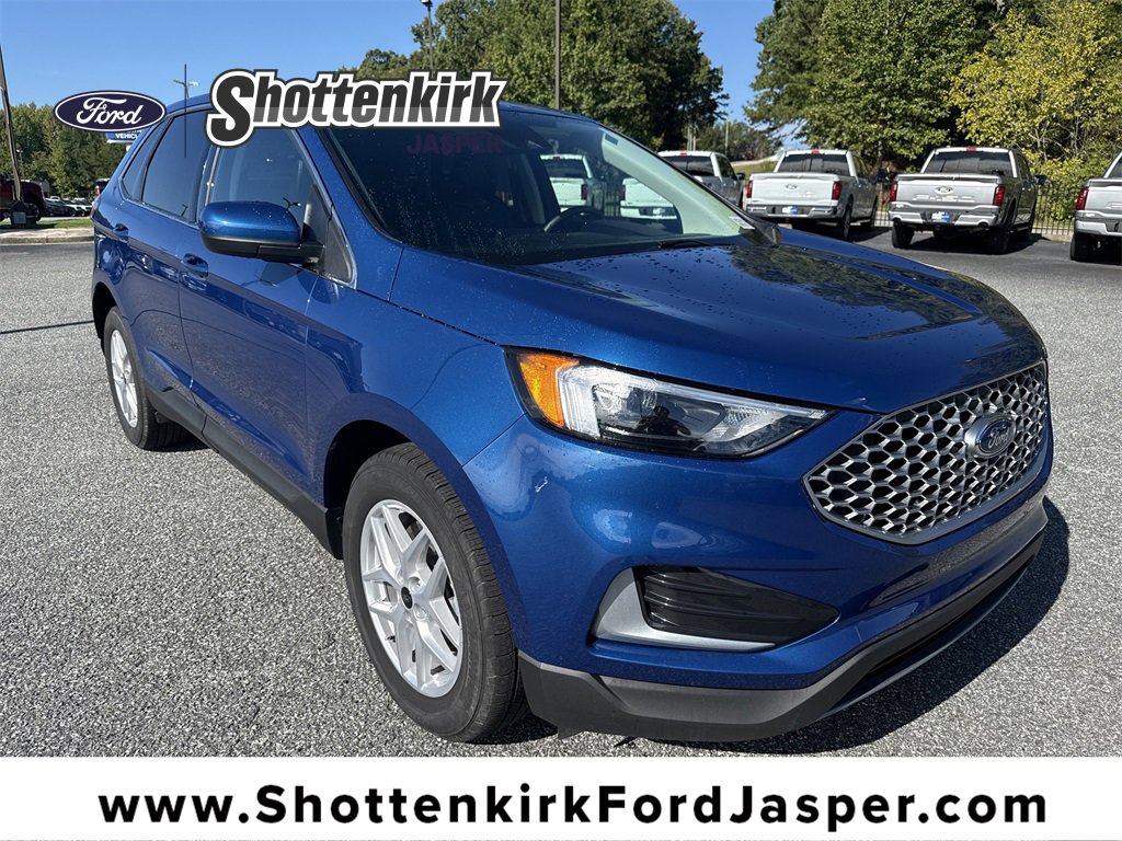 Used 2024 Ford Edge SEL image 1