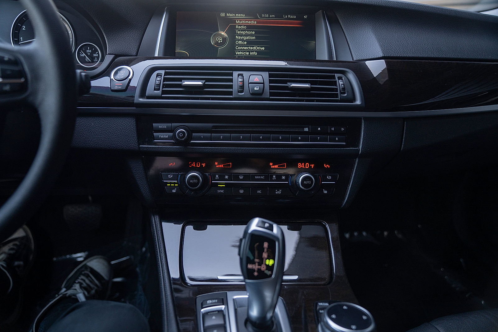 Used 2014 BMW 528i xDrive Sedan AWD/4WD image 12