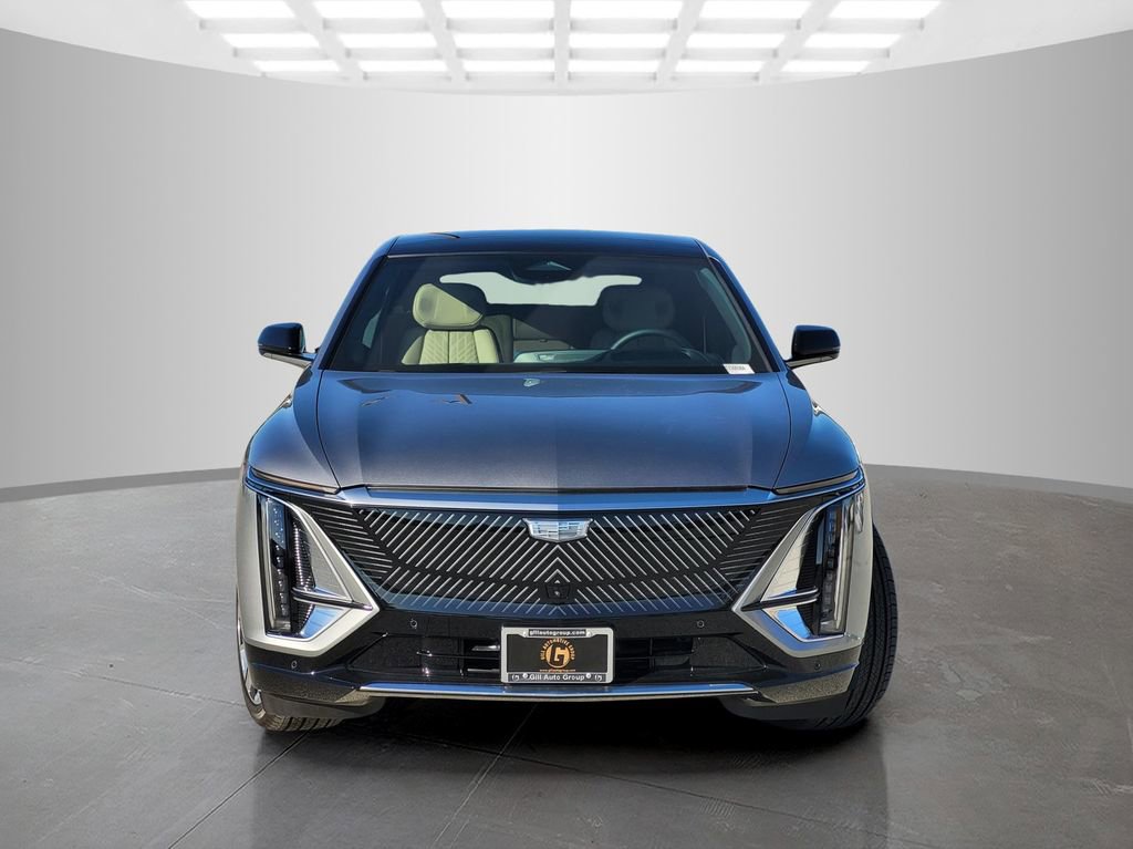 New 2026 Cadillac Lyriq Signature Luxury image 2
