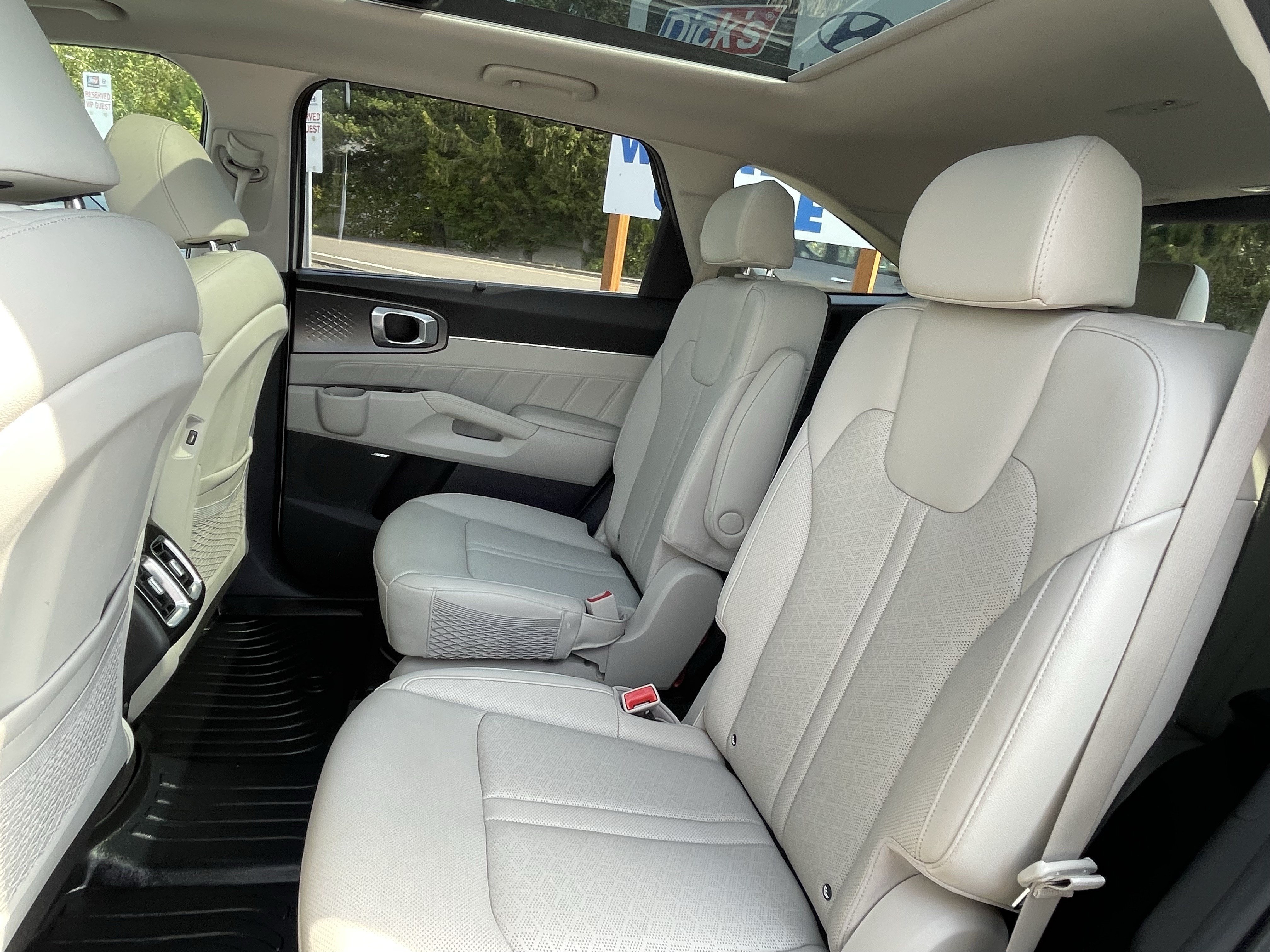 Used 2023 Kia Sorento SX Prestige AWD/4WD image 15