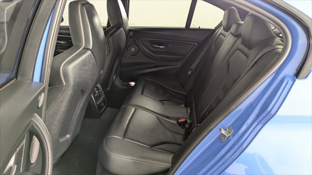 Used 2018 BMW M3 RWD image 16