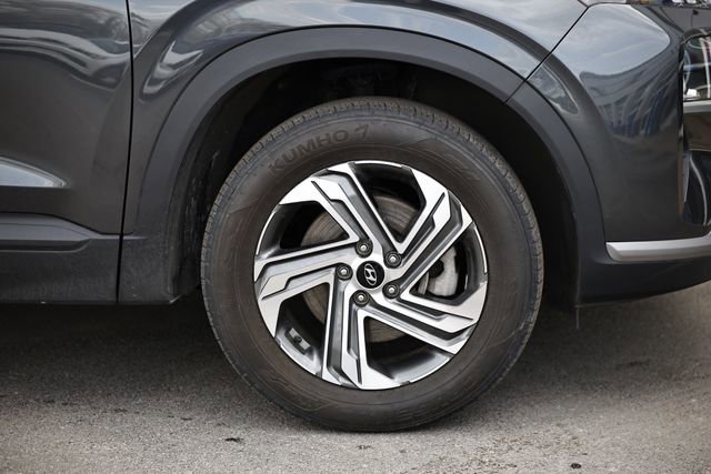 Used 2023 Hyundai Santa Fe SEL w/ Cargo Package image 5