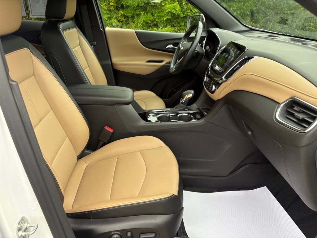Used 2024 Chevrolet Equinox Premier FWD image 36