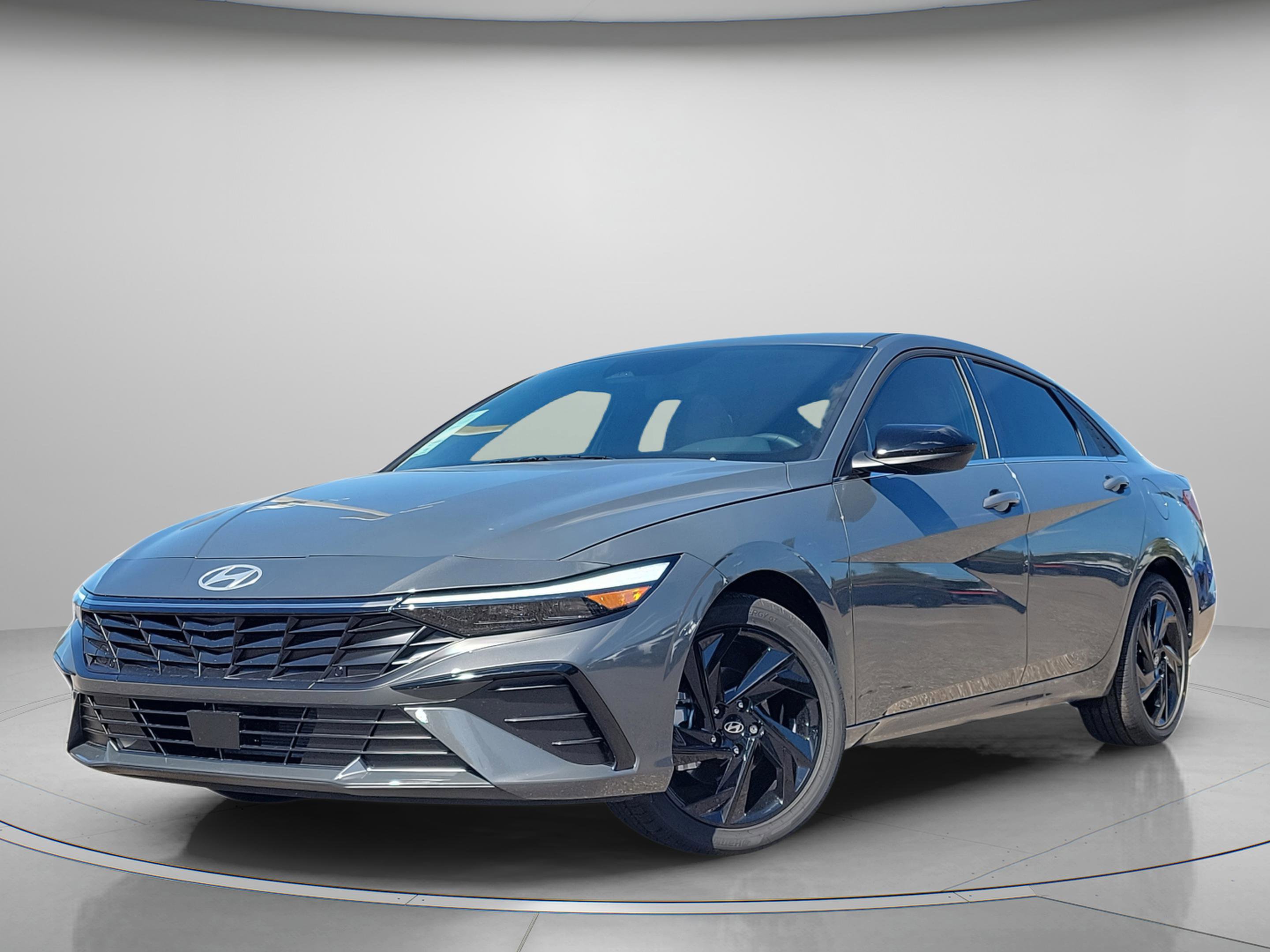 New 2026 Hyundai Elantra SEL Sport w/ Cargo Package image 2