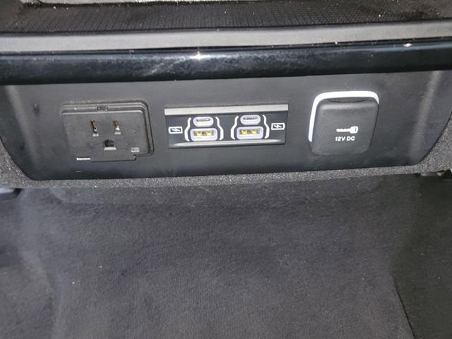 Certified 2023 Jeep Wagoneer L Series II image 31