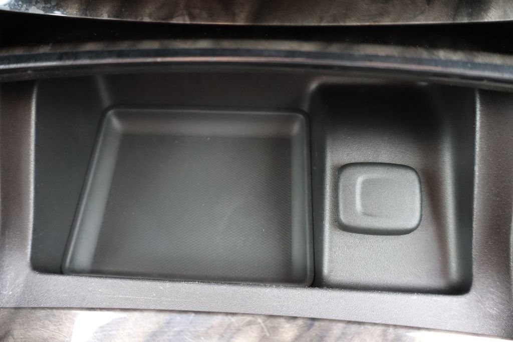 Used 2014 Chevrolet Impala LT w/ Premium Seating Package image 16