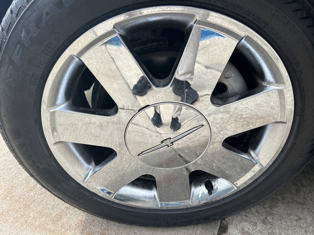 Used 2003 Ford Thunderbird Deluxe image 27