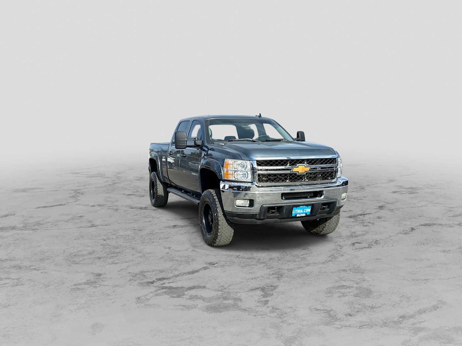 Used 2014 Chevrolet Silverado 2500 LT w/ Interior Plus Package image 2