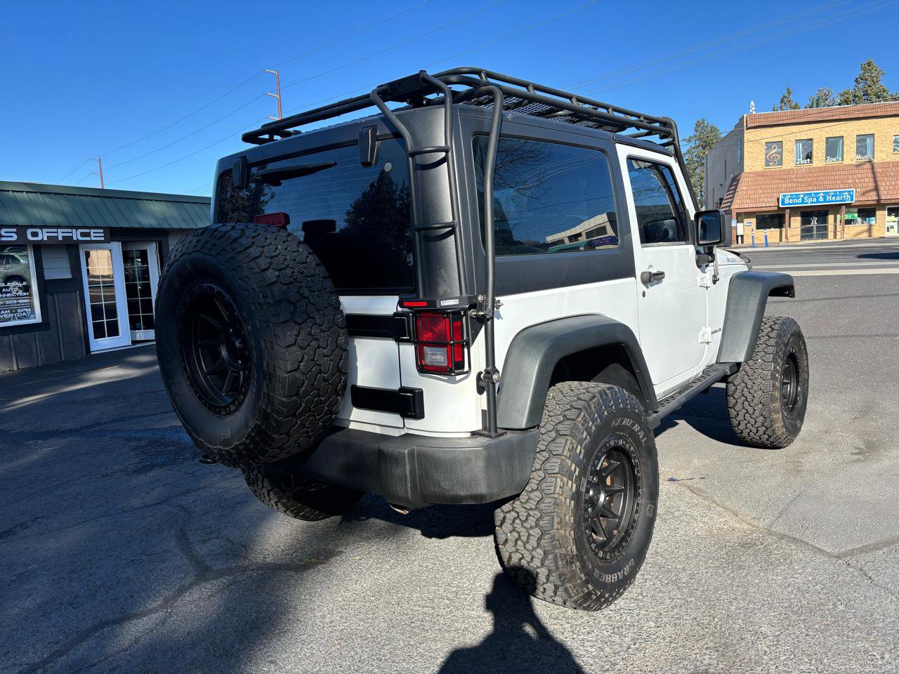 Used 2014 Jeep Wrangler Rubicon w/ Power Convenience Group AWD/4WD image 5