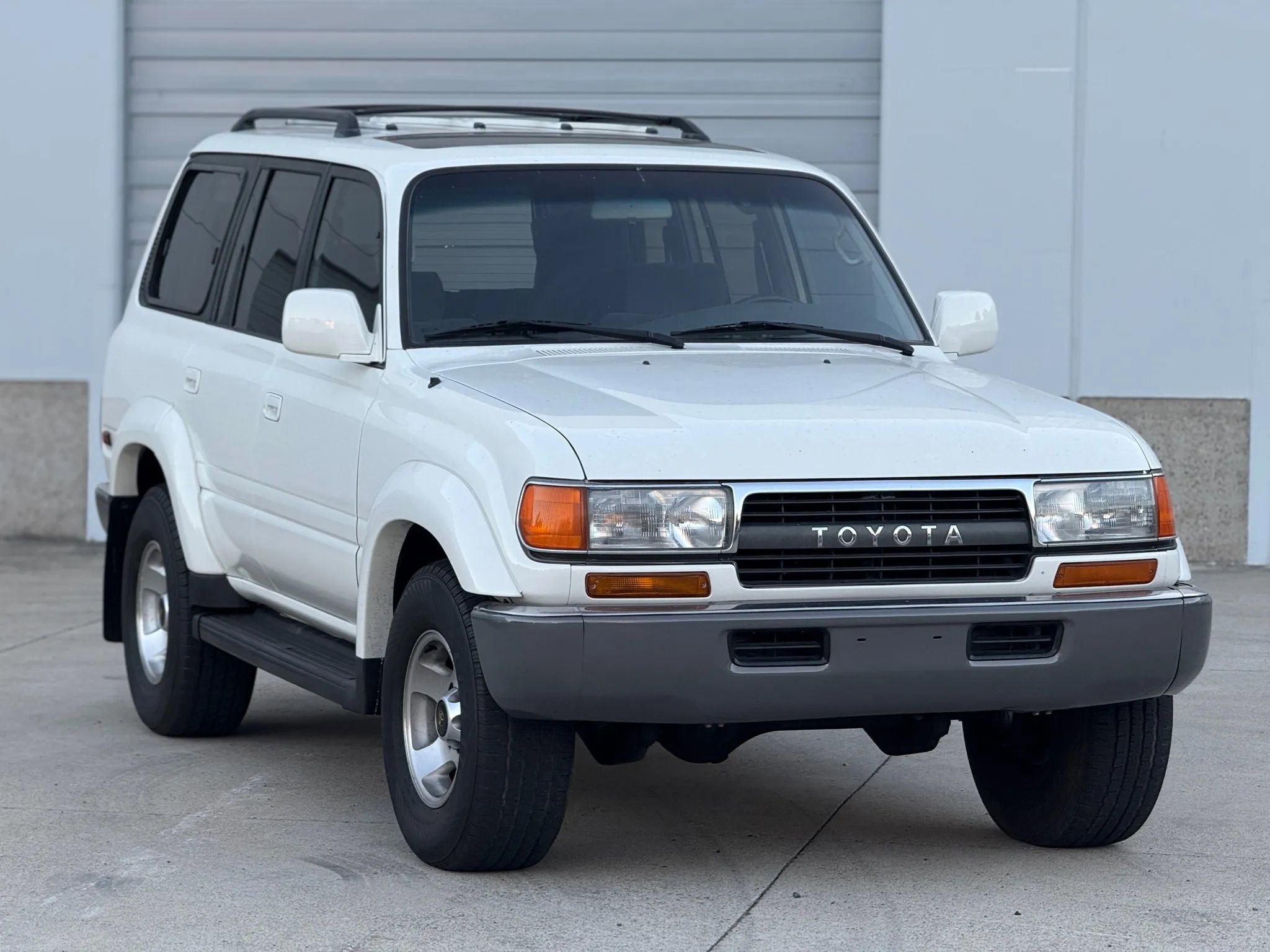 Used 1994 Toyota Land Cruiser AWD/4WD image 2