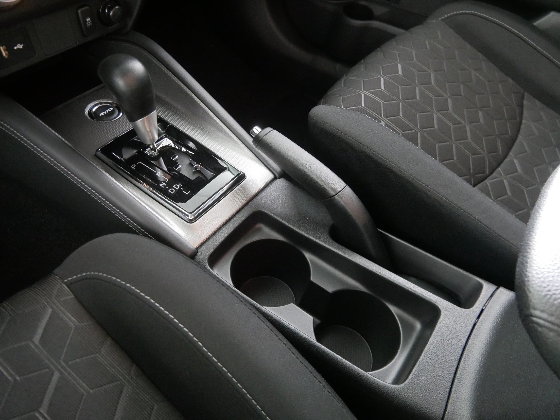 New 2025 Mitsubishi Outlander Sport ES image 6