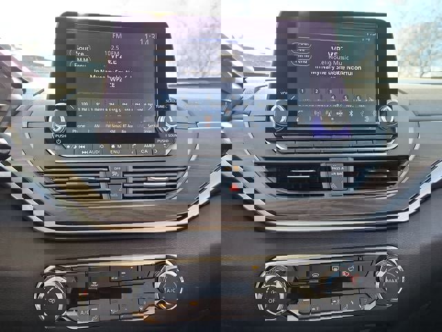 Used 2024 Nissan Altima 2.5 SV image 22