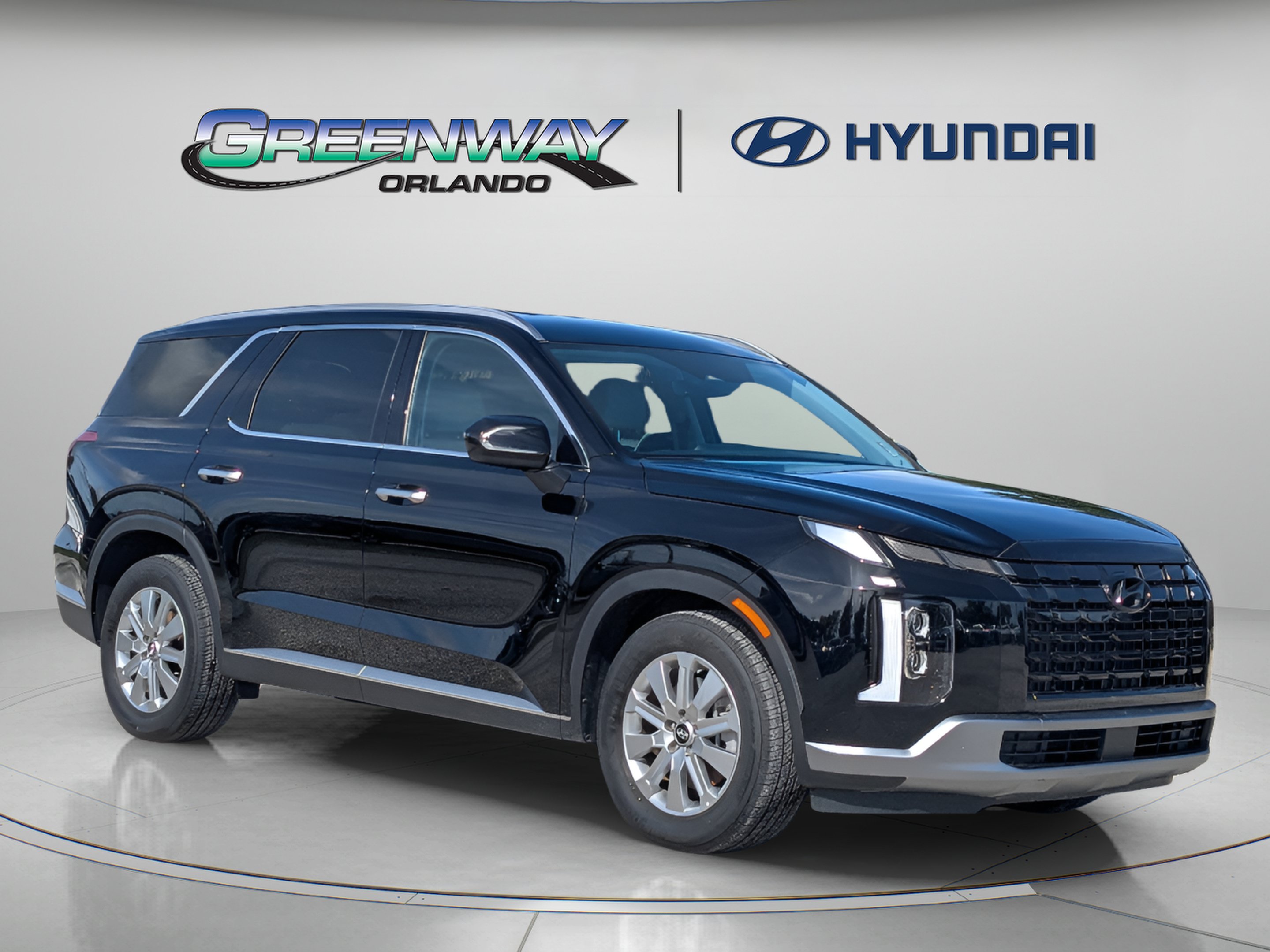 Used 2025 Hyundai Palisade SEL FWD image 2
