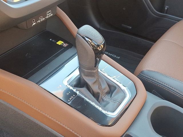 New 2025 Subaru Forester Touring image 9